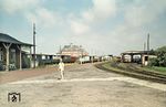 Übersichtsaufnahme über die Anlagen des Bahnhofs "Westerland Inselbahnhof-Nord".  (08.1960) <i>Foto: Uwe Jens Jansen</i>