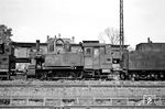 Ende der 1950er Jahre begann auch das große Sterben der bayerischen Gattung GtL 4/5. Alle 45 Lokomotiven, die nach dem Zweiten Weltkrieg bei der Deutschen Bundesbahn verblieben waren, wurden bis 1966 ausgemustert. 98 1036 vom Bw Lindau war am 29. März 1960 abgestellt und wurde am 30.09.1960 ausgemustert. Zerlegt wurde sie 1961 in Blumau, Österreich. (13.05.1960) <i>Foto: Helmut Röth</i>