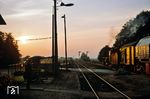 Am frühen Morgen wartet 41 1303 mit Ng 61504 auf der Strecke Neubrandenburg - Pasewalk im Bahnhof Sponholz eine Zugkreuzung ab. (12.10.1977) <i>Foto: Dr. Uwe Knoblauch</i>