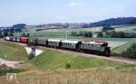 E 44 002 mit Sonderzug N 20909 nach Aalen bei Schwabsberg. (29.06.1986) <i>Foto: Joachim Bügel</i>