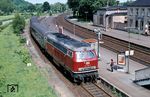 216 204 fährt mit E 2642 in Vienenburg ein. (28.05.1981) <i>Foto: Prof. Dr. Willi Hager</i>