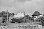 Einem aufziehenden Gewitter enteilt 03 2098 mit P 9536 aus dem Bahnhof Frose (bei Aschersleben). (10.06.1978) <i>Foto: Joachim Schmidt</i>