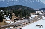 194 087 mit N 5428 auf dem Weg nach Garmisch-Partenkirchen bei Klais. (28.03.1981) <i>Foto: Dorothee Hager</i>