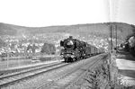 01 076 rollt mit E 580 (Hof - Kaiserslautern) durch das Neckartal bei Heidelberg-Schlierbach. (10.10.1959) <i>Foto: Helmut Röth</i>