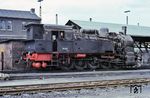 94 817 war eigentlich während ihrer gesamten Einsatzzeit im Mittelrheintal unterwegs. Die 1917 in Dienst gestellte Lok war u.a in Bingerbrück, Engers, Oberlahnstein und Koblenz-Mosel stationiert. (10.05.1968) <i>Foto: Dieter Junker</i>