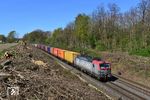 PKP 193 507 mit einem Containerzug für China zwischen Herten und Recklinghausen. (11.04.2020) <i>Foto: Michael Hubrich</i>