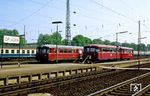 515 622 und 795 414 mit 995 409 im Bahnhof Opladen. (23.04.1987) <i>Foto: Joachim Bügel</i>
