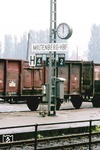 High Noon in Miltenberg Hbf: Im Juni 1977 war die Zeit für den Personenverkehr im alten Miltenberger Hbf abgelaufen. Hier spielte sich nur noch Güterverkehr ab. (12.06.1977) <i>Foto: Oskar Bär</i>