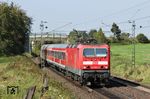 143 644 mit einer Regionalbahn von Gießen nach Friedberg bei Kirch Göns. (24.09.2011) <i>Foto: Marvin Christ</i>