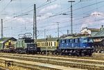 118 051 und 193 006 vor Ng 63223 im Bahnhof Lauda. (04.1978) <i>Foto: Karsten Risch</i>