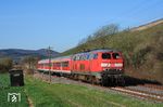 218 137 mit RB 12711 (Dernau - Remagen) im Ahrtal bei Heimersheim. (06.04.2010) <i>Foto: Marvin Christ</i>