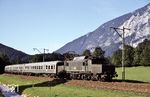 194 111 mit N 5517 nach Berchtesgaden bei Winkl. (03.09.1980) <i>Foto: Prof. Dr. Willi Hager</i>