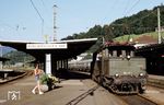 194 111 setzt im Bahnhof Berchtesgaden für die Rückleistung am E 3516 um. (03.09.1980) <i>Foto: Prof. Dr. Willi Hager</i>