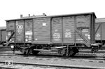 Gedeckter Fährboot-Güterwagen der belgischen Eisenbahnen Type 2021 (Nr. 3318041) im Bahnhof Neheim-Hüsten. (09.1961) <i>Foto: Reinhard Todt</i>