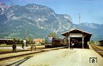 E 41 003 (Bw München Hbf) vor einem Touropa-Sonderzug im Bahnhof Garmisch-Partenkirchen.  (1959) <i>Foto: Reinhold Palm</i>