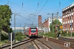 430 109 mit 430 152 und 430 155 fahren als S 8 (Wiesbaden - Offenbach Ost) in Rüsselsheim ein. (12.06.2020) <i>Foto: Marvin Christ</i>