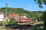 423 393 und 423 333 erreichen als S 2 (Niedernhausen - Dietzenbach) Lorsbach im Taunus. (18.05.2020) <i>Foto: Marvin Christ</i>