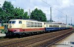 103 136 mit dem Kurz-IC 646 "Hellweg" (Dortmund - Wuppertal - Köln) in Solingen-Ohligs (heute Solingen Hbf). (27.07.1987) <i>Foto: Joachim Bügel</i>