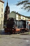 V 36 405 der Historischen Eisenbahn Frankfurt mit einem Sonderzug in den Parkanlagen am Mainkai vor der Kulisse des Frankfurter Doms.  (15.10.1983) <i>Foto: A. Wagner</i>