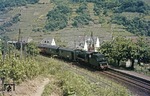 24 009 läuft mit einem Sonderzug in den Haltepunkt Rech im Ahrtal ein. (14.06.1973) <i>Foto: Wolfgang Bügel</i>
