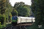 Ebenfalls auf "Abwegen" befand sich Flixtrain DPF 32609 (Hamburg Hbf - Köln Hbf) auf der S-Bahnstrecke bei Solingen-Vogelpark. (12.09.2020) <i>Foto: Joachim Bügel</i>