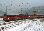 425 112 verlässt als Nt nach Esslingen den Bahnhof Geislingen an der Steige. (21.12.1976) <i>Foto: Peter Schiffer</i>