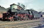 023 001 wurde am 115. Geburtstag der Deutschen Eisenbahnen (07. Dezember 1950) in Dienst gestellt. Seit 1969 war sie beim Bw Crailsheim stationiert, wo sie auch am 29.12.1974 ausgemustert wurde.  (11.03.1973) <i>Foto: Peter Schiffer</i>