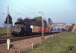 194 131-9 auf der Strecke München - Freilassing bei Übersee. (19.10.1977) <i>Foto: Peter Schiffer</i>