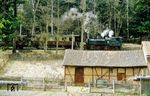 99 5906 mit einem Personenzug nach Gernrode bei Drahtzug zwischen Alexisbad und Mägdesprung. (04.1986) <i>Foto: Hans Hilger</i>