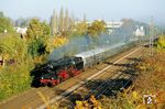 50 3655 der Eisenbahn-Tradition Lengerich mit einem Sonderzug im Duisburger Süden. (10.2005) <i>Foto: Hans Hilger</i>