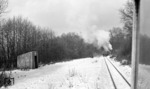Probefahrt mit Rollbockwagen auf der Kleinbahnstrecke Selters - Hachenburg am Haltepunkt Rückeroth. (12.1950) <i>Foto: A. Dormann, Slg. W. Löckel</i>