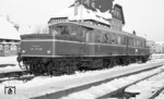 Der frisch hauptuntersuchte ETA 177 005 glänzt in der Wintersonne im Bahnhof Altenkirchen (Westerwald). (21.12.1950) <i>Foto: A. Dormann, Slg. W. Löckel</i>