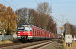 420 285 und 420 265 als Sonderfahrt bei Sindlingen zwischen Höchst und Hattersheim. (19.11.2011) <i>Foto: Marvin Christ</i>