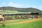01 1066 mit einem Sonderzug auf dem Epfenhofener Talübergang der Wutachtalbahn. (18.04.1987) <i>Foto: Klaus D. Holzborn</i>