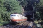 103 230 mit IC 170 "Rätia" (Chur - Basel - Frankfurt - Hamburg) am Schürzeberg-Tunnel bei Oberrieden. (26.07.1980) <i>Foto: Prof. Dr. Willi Hager</i>