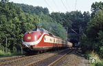 Und endlich auch der 601 als Dt 13484 von Oberstdorf nach Hamburg-Altona am Schürzeberg-Tunnel bei Oberrieden. (26.07.1980) <i>Foto: Prof. Dr. Willi Hager</i>