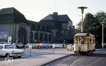 Tw 36 einen Tag vor der Stilllegung der Koblenzer Straßenbahn vor dem Hauptbahnhof. (18.07.1967) <i>Foto: Josef Mettler</i>