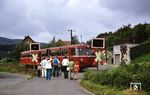 Ein 795/995 wurde während eines Sonntagsspaziergangs im Brexbachtal auf der Bahnstrecke Engers - Siershahn erwischt. (14.07.1974) <i>Foto: Josef Mettler</i>