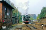 50 3551 (Bw Glauchau) verlässt mit dem Sandzug Gag 56353 den Bahnhof Colditz. (20.10.1987) <i>Foto: Wolfgang Bügel</i>