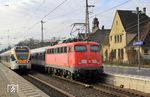 GfF 115 459 mit NX-Ersatzzug RB 32517 nach Bonn und Eurobahn ET 7.02 als RE 20077 (Venlo - Hamm) in Wuppertal-Vohwinkel. (15.01.2021) <i>Foto: Wolfgang Bügel</i>