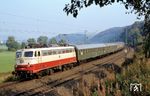 112 486 mit dem D 773 (Hamburg-Altona - Freudenstadt) im Leinetal bei Salzderhelden zwischen Kreiensen und Northeim. (07.10.1979) <i>Foto: Prof. Dr. Willi Hager</i>