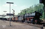 44 1219 (Bw Kassel) fährt mit einem Güterzug aus Marburg. (09.06.1962) <i>Foto: Theodore Shrady</i>