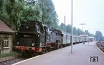 086 431 (Bw Nürnberg Rbf) ist mit N 8837 aus Allersberg in Ochenbruck eingetroffen. (08.1970) <i>Foto: Robin Fell</i>