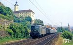 Die Nürnberger 141 009 war zum Aufnahmezeitpunkt durchaus auch schon ein Oldtimmer. Die 32 Jahre alte Lok ist hier vor E 3380 bei Gundelsheim am Neckar unterwegs. (27.05.1988) <i>Foto: Wolfgang Bügel</i>
