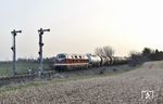 Im ersten Licht des Tages erreicht Press 118 757 mit dem beladenen Phenolzug aus Altenburg den Bahnhof Tröglitz. (25.02.2021) <i>Foto: Ralf Opalka</i>