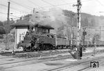 Die Villinger 75 483 machte sich derweil im Rangierdienst im Bahnhof Neustadt/Schwarzwald nützlich. (11.08.1958) <i>Foto: Frank Barry</i>