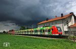 Kurz vor einem Unwetter erreicht 423 204 als S 6759 auf der S 7 nach Wolfratshausen den Haltepunkt Peiß. (15.05.2017) <i>Foto: Stefan von Lossow</i>