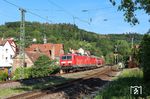 143 135 und 143 803 mit Lr 70543 (Limburg - Frankfurt-Griesheim) in Lorsbach im Taunus. (18.05.2020) <i>Foto: Marvin Christ</i>