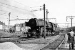 CFL 5502, vorgesehen als 42 2738, ging im Januar 1949 von der Wiener Lokfabrik (WLF) an die CFL und ist hier im Gare de Luxembourg (luxemburgisch: Gare Lëtzebuerg) unterwegs. (21.04.1957) <i>Foto: Jacques H. Renaud</i>