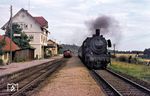038 313-3 (38 2313) vor E 1949 nach Freudenstadt im Bahnhof Altheim-Rexingen. (25.06.1971) <i>Foto: Dieter Junker</i>